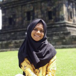 Laila Dwi Lirmalasari